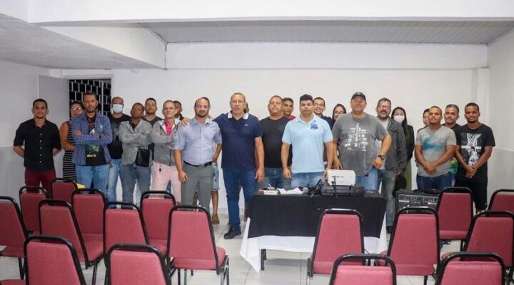 Capitão Alden e Soldado Prisco participam de de debate sobre Segurança Pública com tropa da Polícia Militar de Feira de Santana