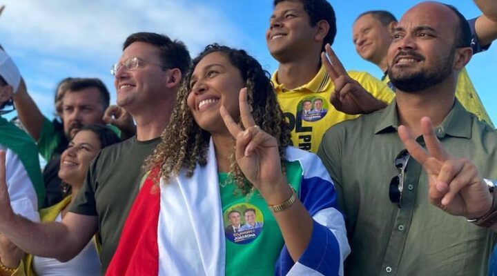 Patriotismo pauta final de semana em Jequié e Santo Antônio de Jesus com as presenças de Capitão Alden e João Roma