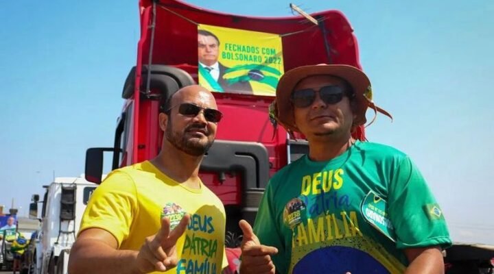Roda Velha e Luís Eduardo Magalhães: Capitão Alden realiza adesivaço e participa de carreata na reta final de campanha