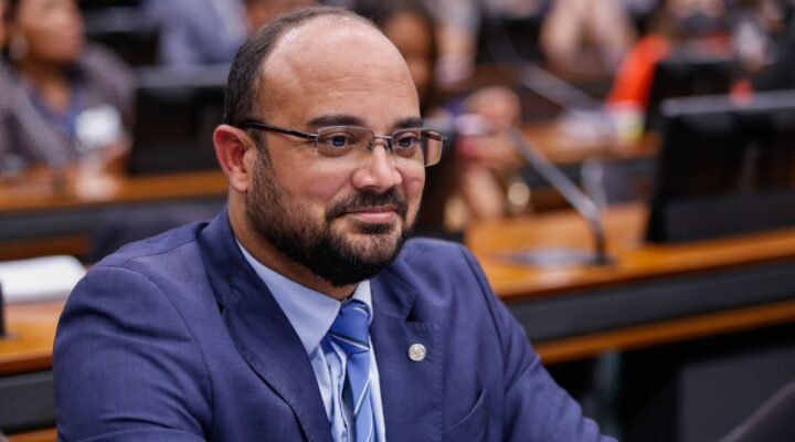 Ranking dos Políticos aponta Capitão Alden como o segundo deputado federal melhor avaliado na Bahia