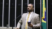 Capitão Alden aprova auxílio-aluguel emergencial para policiais e bombeiros