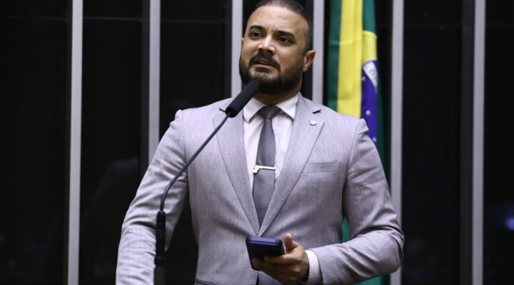 Capitão Alden tem nova vitória na tramitação do PL dos 35 anos para PM e BM